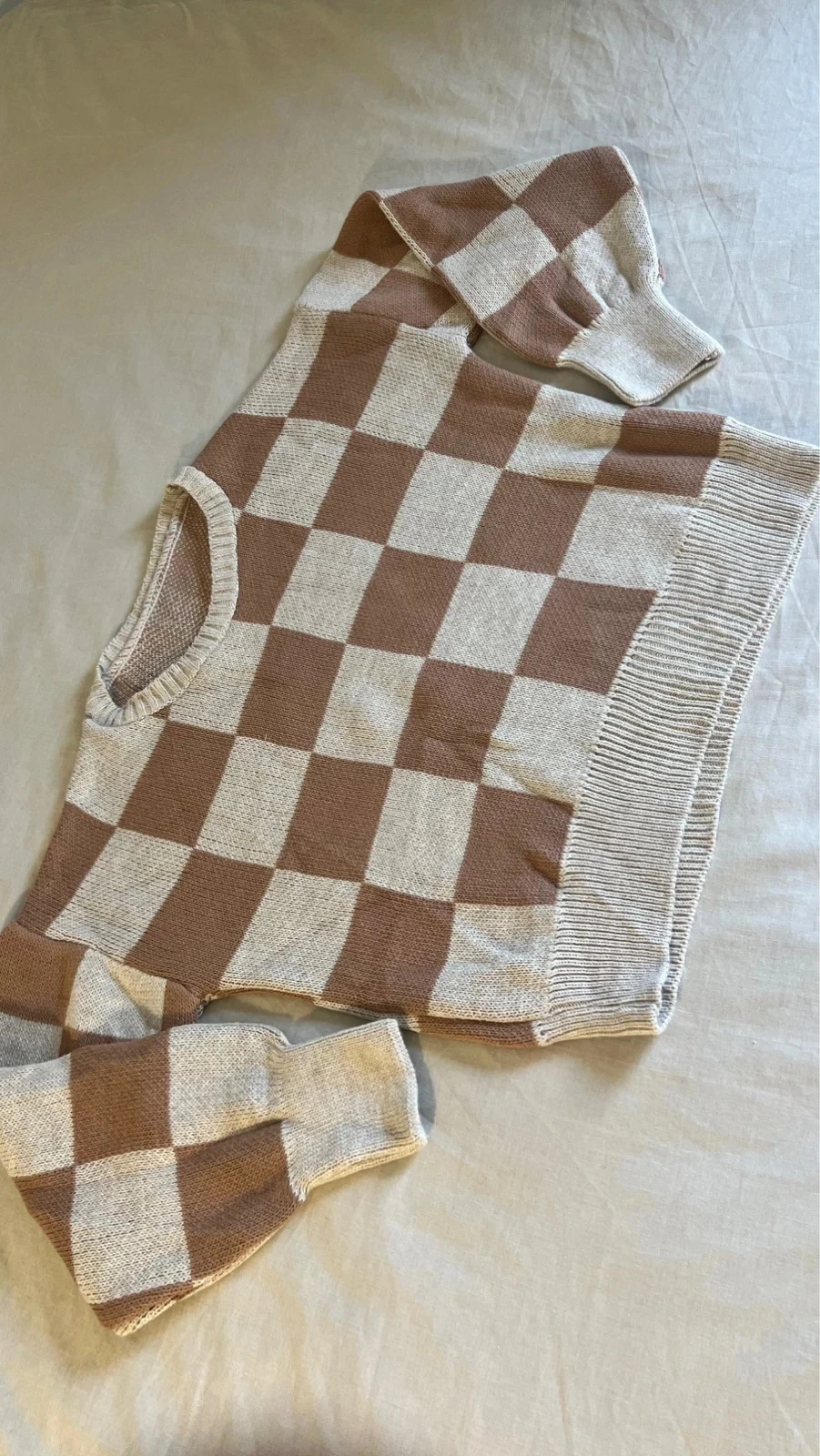 Brown & Beige Checkered Sweater Cozy & Stylish – photo 2